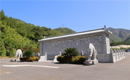 公墓雕壁
